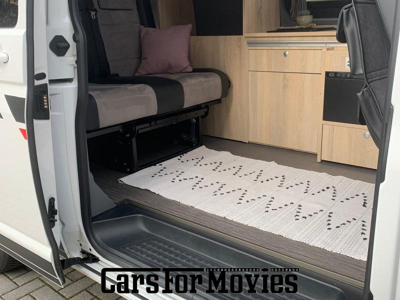CarsForMovies | Volkswagen T5 Camper 2022 Deutschland Weiß Grau Zivilfahrzeug Wohnmobil DE - Berlin 7782 
